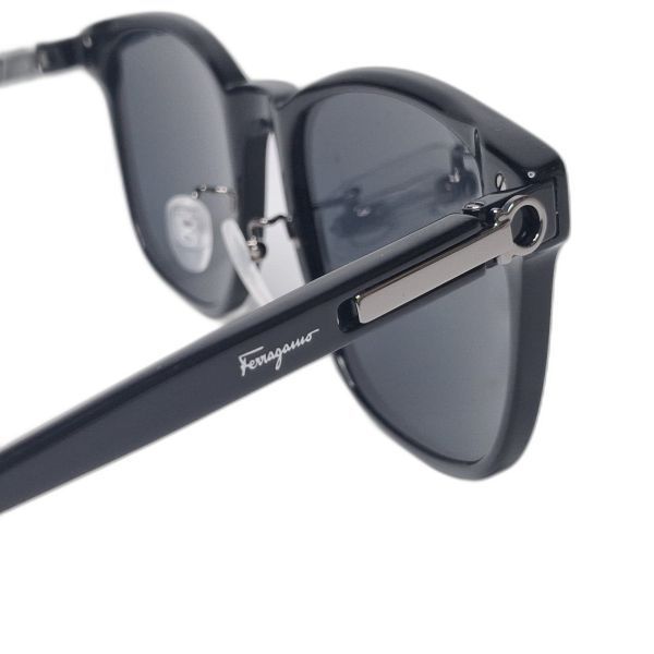 Salvatore Ferragamo SF1052SLB Round Sunglasses