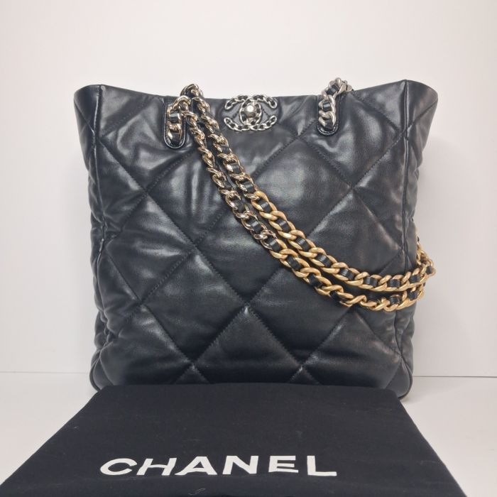 Chanel Black Quilted Chain Tote Bag
