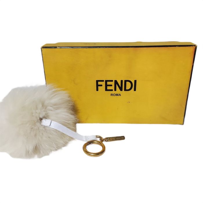 Fendi Pompom Charm Fur Pink