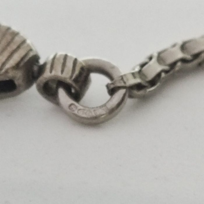 Gucci Anger Forest Wolf Head Pendant Necklace 