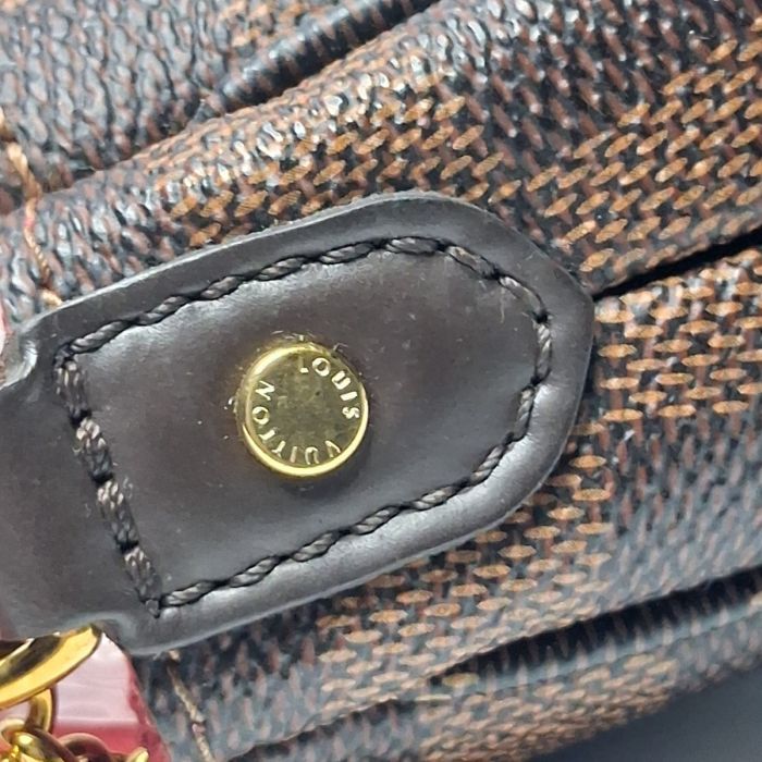 Louis Vuitton Damier Ebene Favorite Clutch