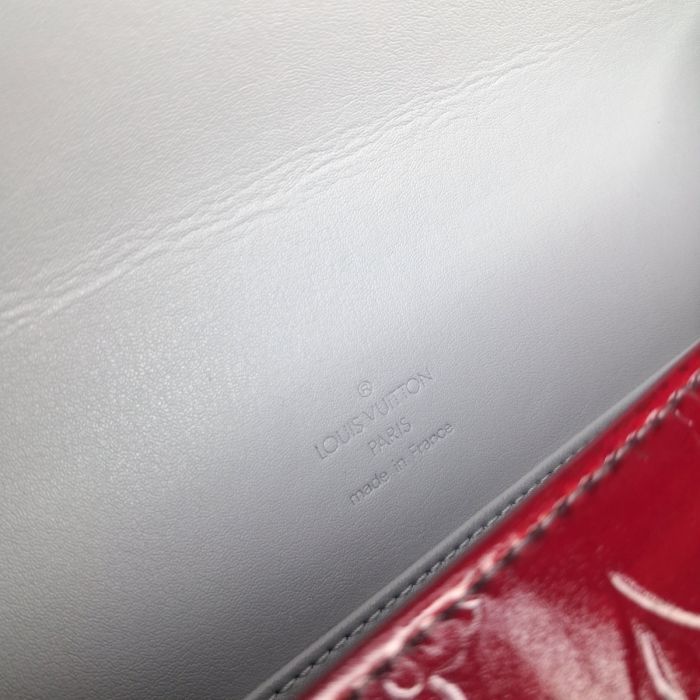 Louis Vuitton Vernis Red Patent Messenger Bag