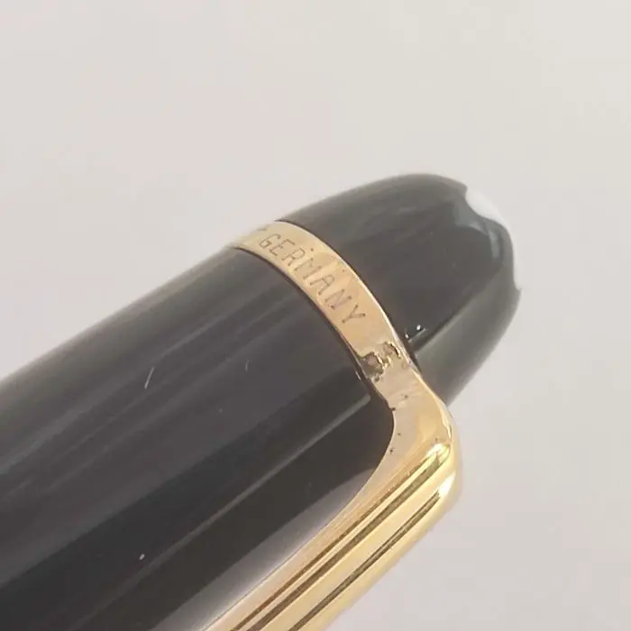 Montblanc Meisterstück Gold-Coated Classique Ballpoint