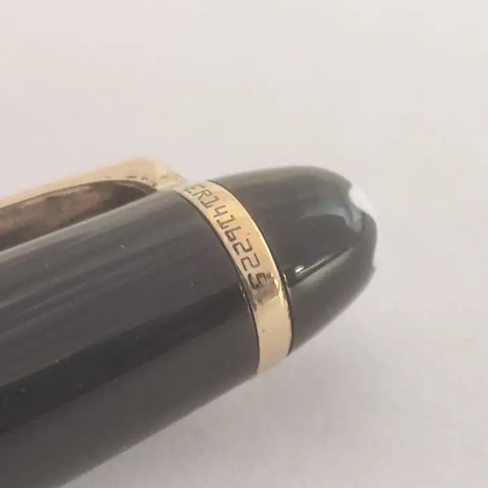 Montblanc Meisterstück Gold-Coated Classique Ballpoint