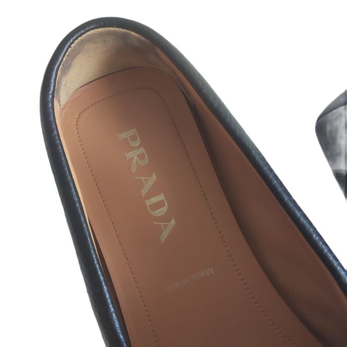 Prada Leather Logo Driving Loafer 2DD165 Black 