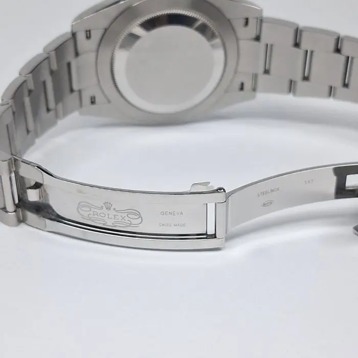 Rolex Oyster Perpetual 41 Green Dial 124300