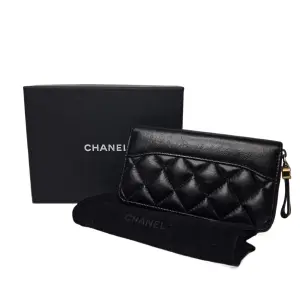 Chanel Black Quilted Zip Wallet