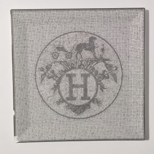 Hermes Mosaique au 24 Square Plate 23 x 23 cm Platinum Silver porcelain 