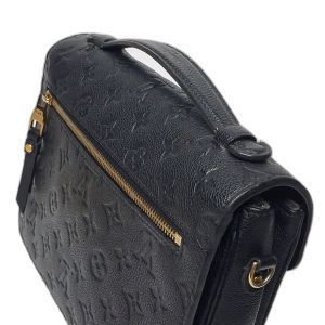 Louis Vuitton Pochette Metis Empreinte