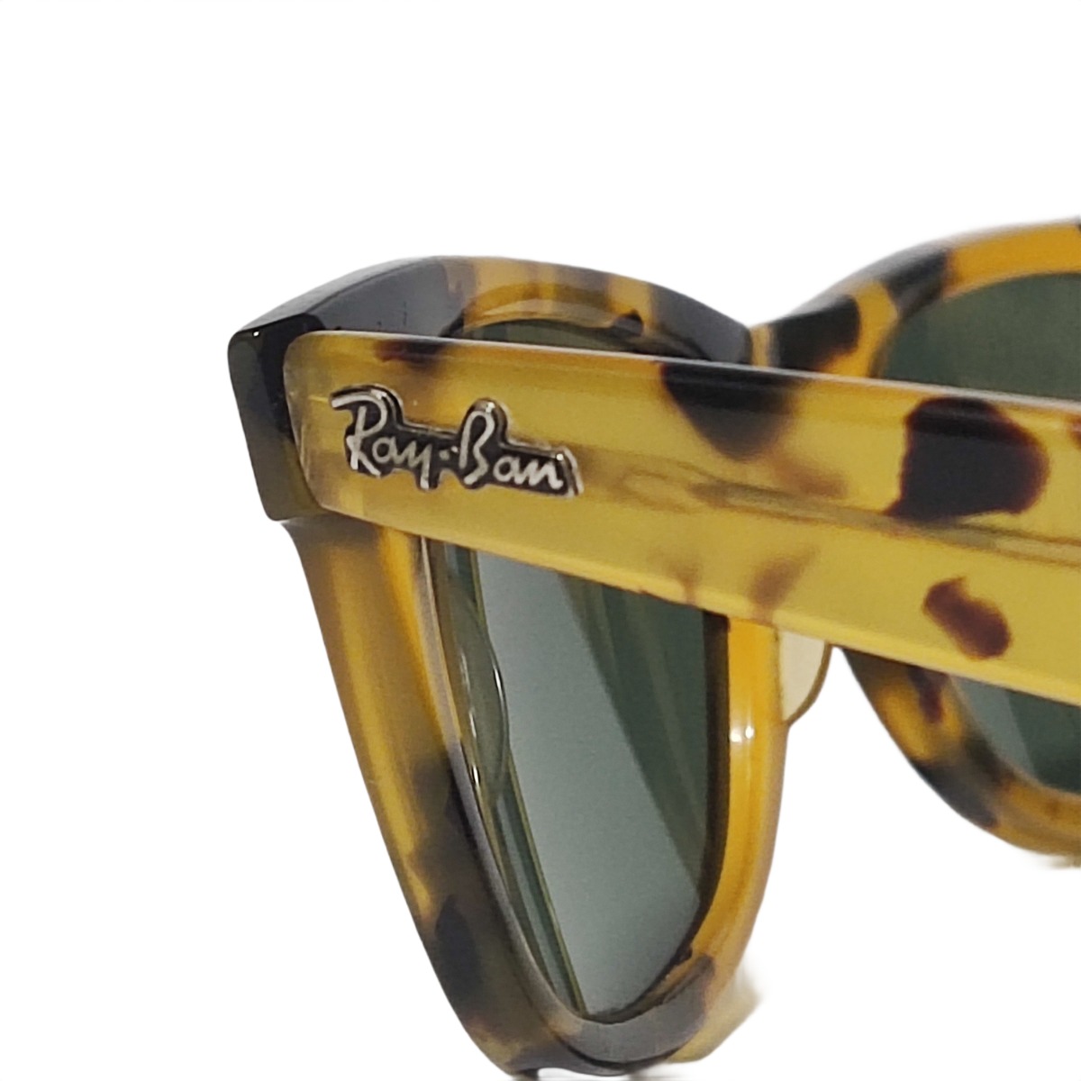 Ray-Ban B&L Wayfarer Limited Edition sunglasses tortoise - Flip