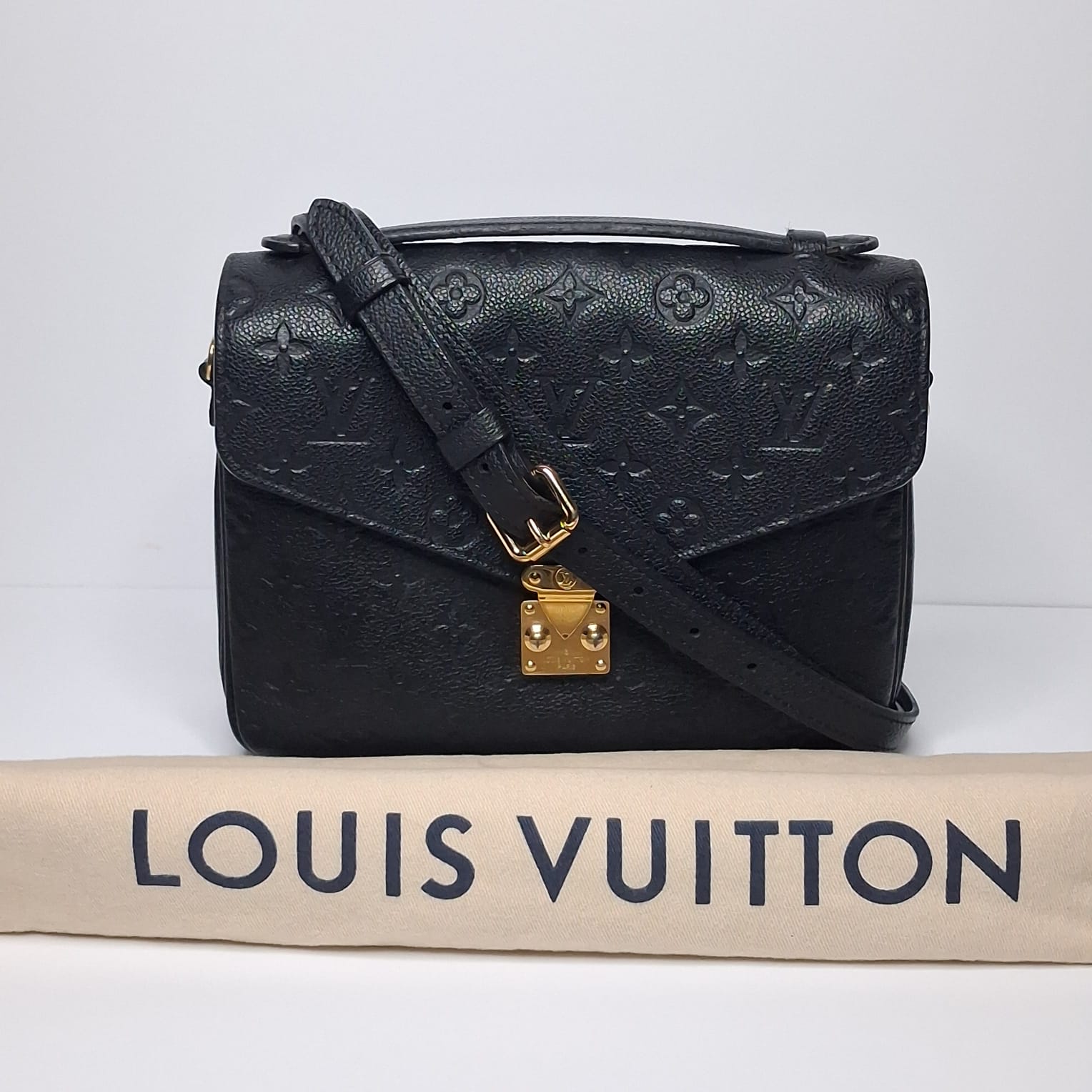 Louis Vuitton Pochette Metis Empreinte