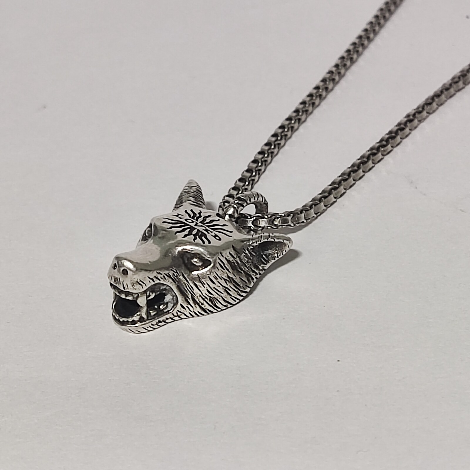 Gucci Anger Forest Wolf Head Pendant Necklace 