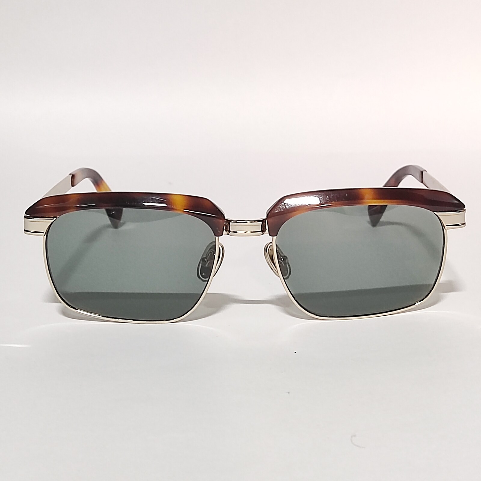 Salvatore Ferragamo SF263S Sunglasses