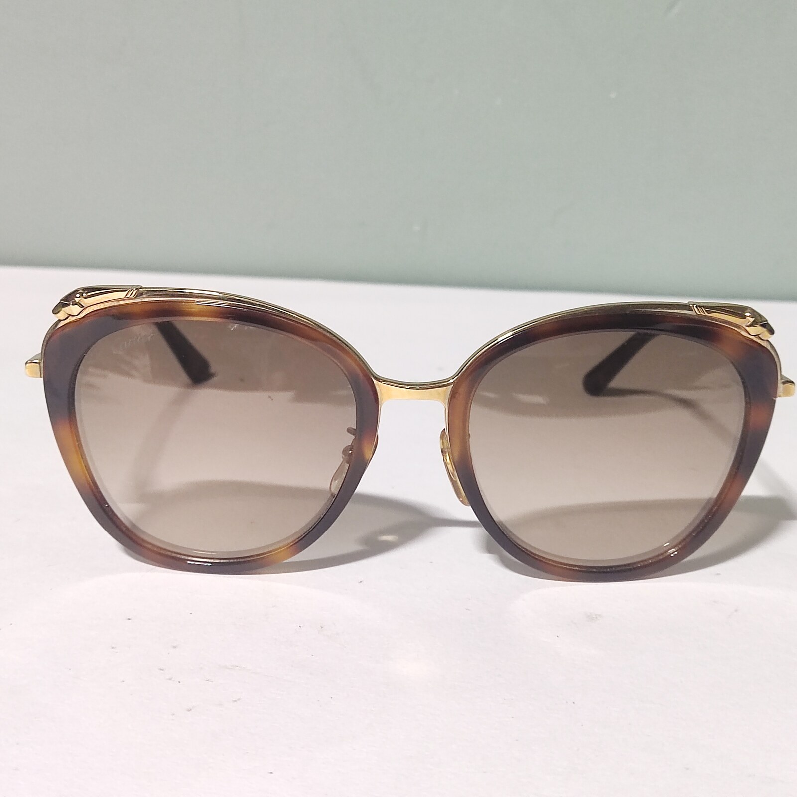 Panthere De Cartier Cat Eye Sunglasses Tortoise 