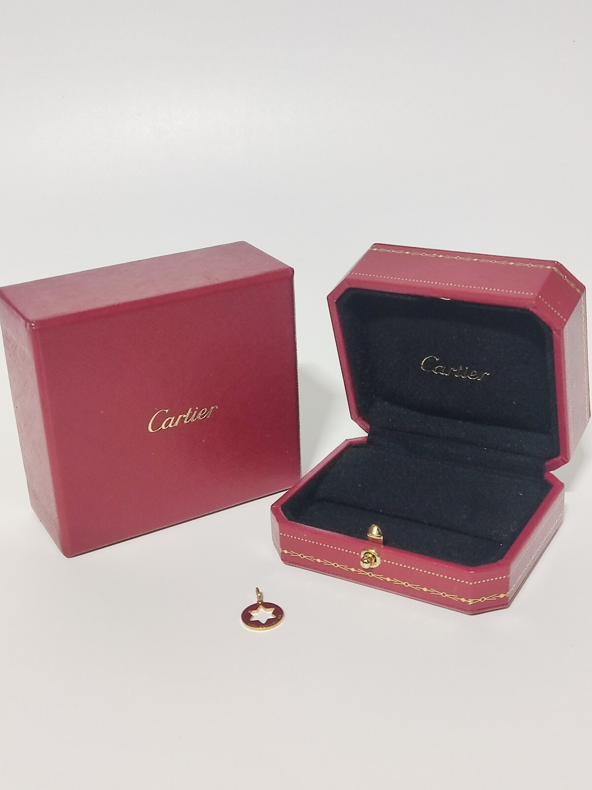 Cartier symbol pendant 