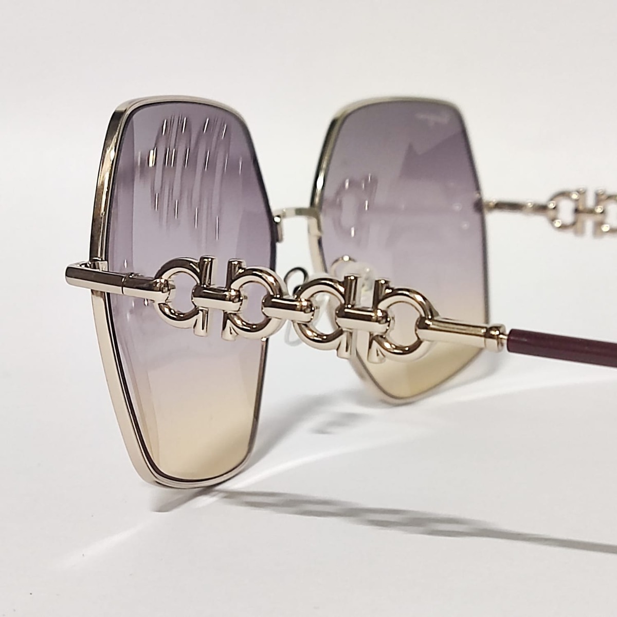 Salvatore Ferragamo SF291 Sunglasses - Flip