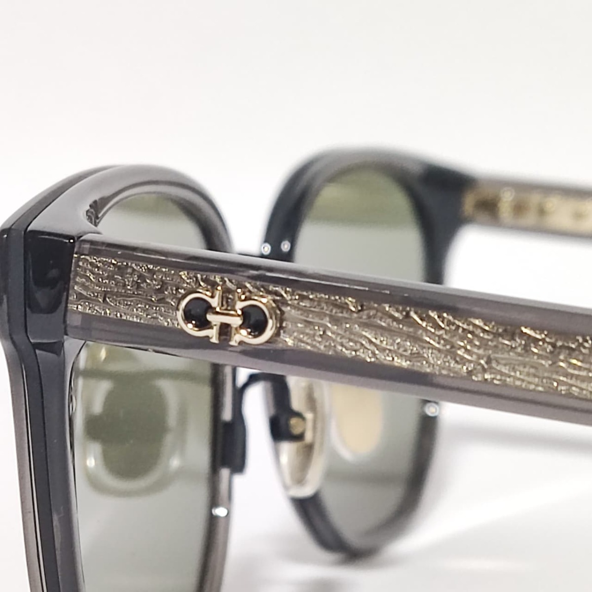 Salvatore Ferragamo SF2056SLBK  Sunglasses - Flip