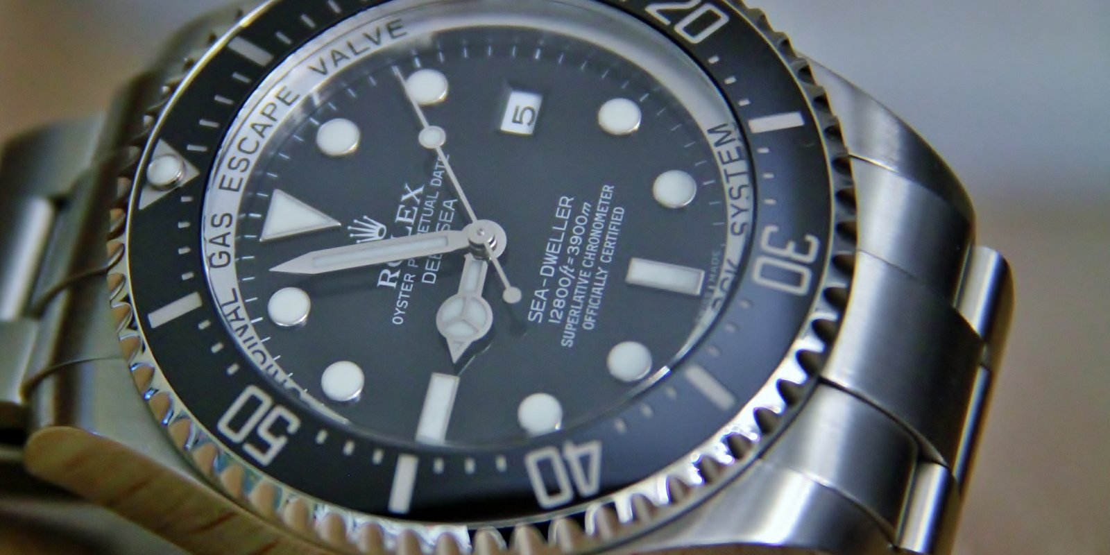Rolex Deepsea Sea-Dweller reference 116660